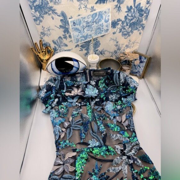 🆕BRONX & BANCO🧿NWOT Zinnia Side-Split Sequin Embroidered Gown, Navy, Sz XS US2 - Picture 2 of 14